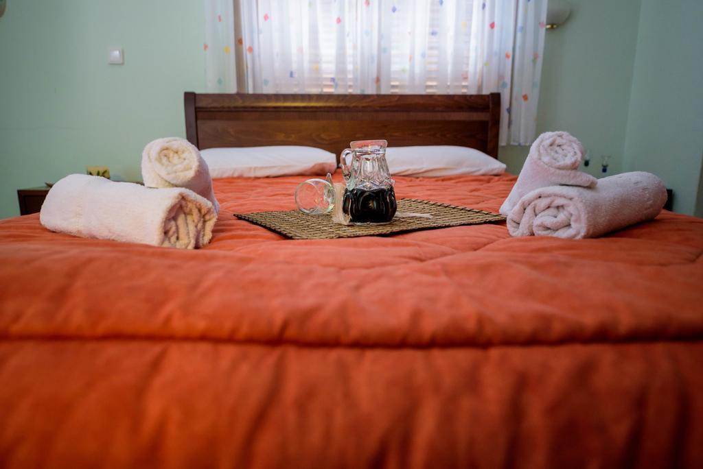 Guesthouse Alexandros Nestorion Bagian luar foto